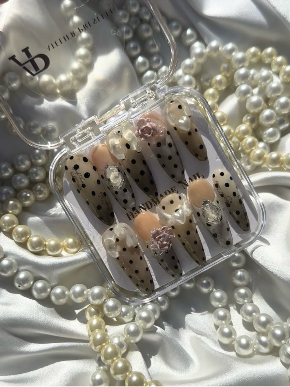 HANDMADE press on gel nails with polka dots and 3D sculpted roses and angelwings